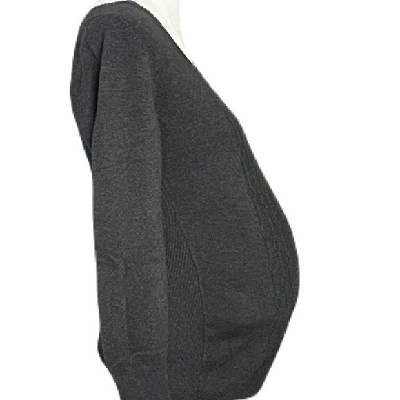 Liz Lange Gray Maternity Sweater, Size Large - Picture 3 of 8